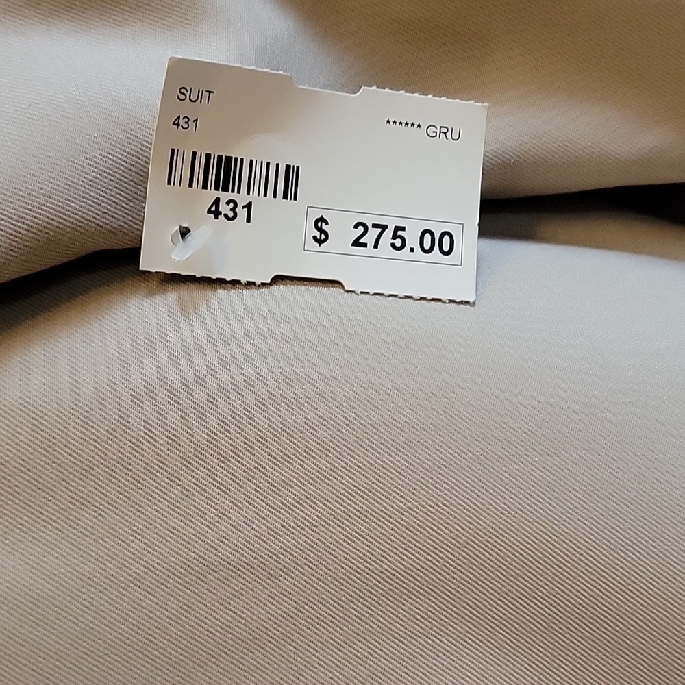 Carlo Lusso-2 button beige Jacket Size 38 L. NWT. - Picture 4 of 12